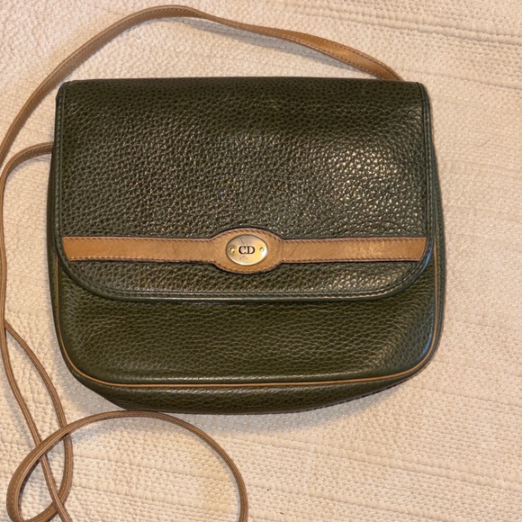Christian Dior Vintage pebbled leather crossbody in GUC - Picture 12 of 12